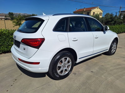 Audi Q5 2.0 TDI 177 CV quattro Advanced (9)