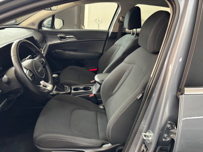 Kia Sportage 1.6 CRDi MHEV Business (14)