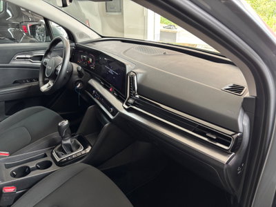 Kia Sportage 1.6 CRDi MHEV Business (9)