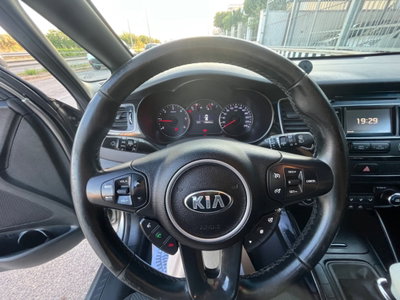 Kia Carens 1.7 CRDi 115 CV Class (12)