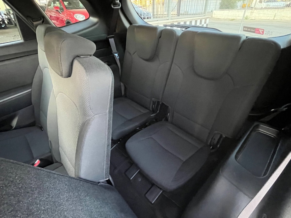 Kia Carens 1.7 CRDi 115 CV Class (18)