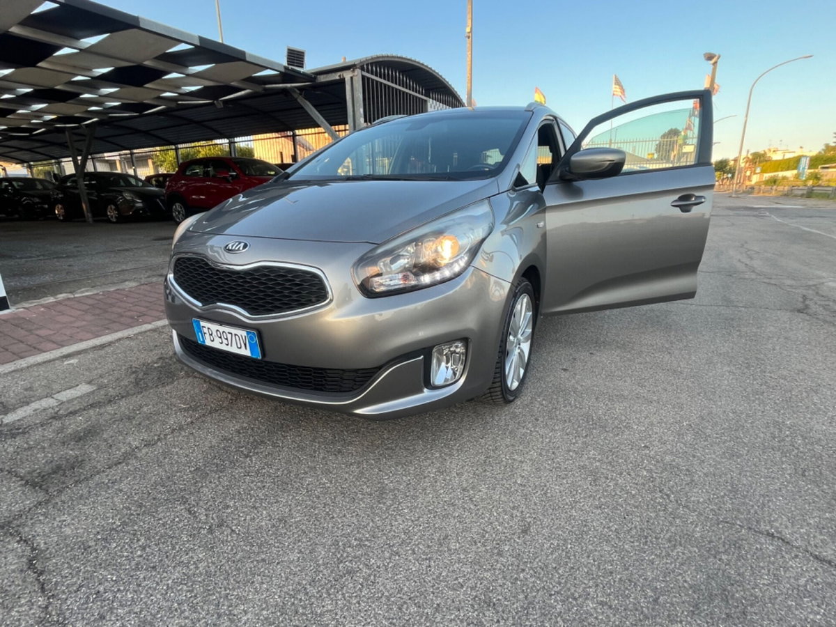 Kia Carens 1.7 CRDi 115 CV Class (20)