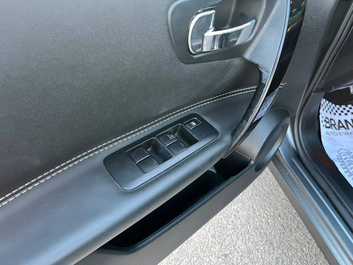 Nissan Qashqai 1.5 dCi DPF Tekna (10)