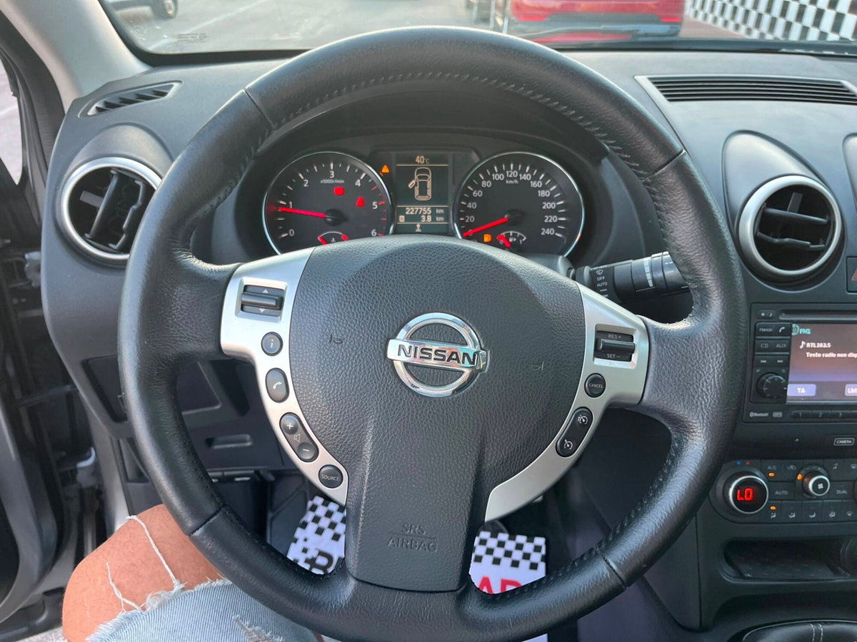 Nissan Qashqai 1.5 dCi DPF Tekna (12)