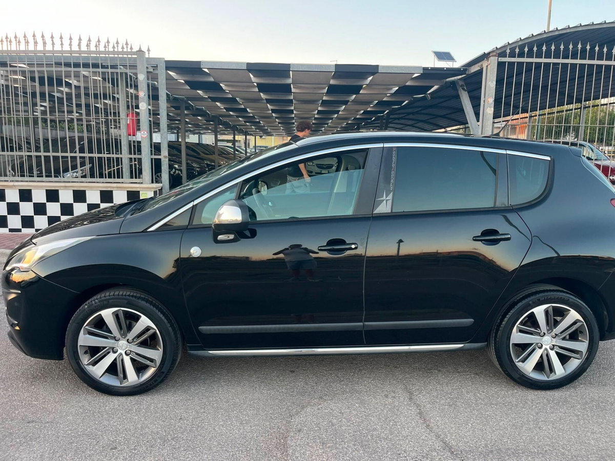Peugeot 3008 BlueHDi 120 S&S Allure (8)