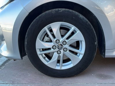 Toyota Yaris 1.D-4D 5 porte (10)