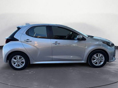 Toyota Yaris 1.D-4D 5 porte (7)