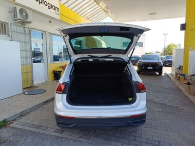 Volkswagen Tiguan Allspace 2.0 TDI SCR DSG 4MOTION Life (6)