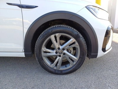Volkswagen Taigo 1.0 TSI 110 CV DSG R-Line (12)
