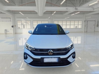 Volkswagen Taigo 1.0 TSI 110 CV DSG R-Line (2)