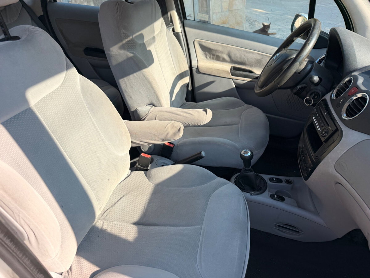 Citroen C3 Cabrio 1.4 Classique (19)