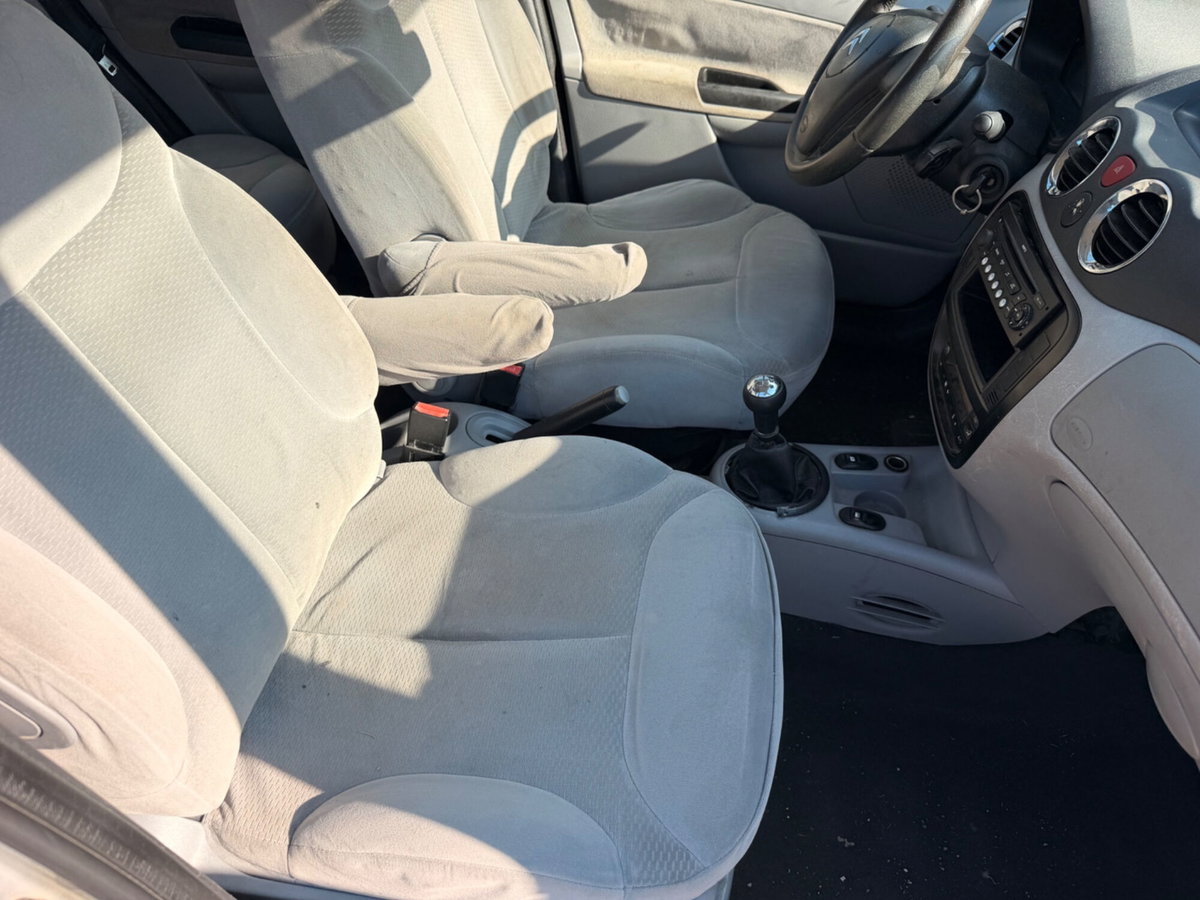 Citroen C3 Cabrio 1.4 Classique (20)