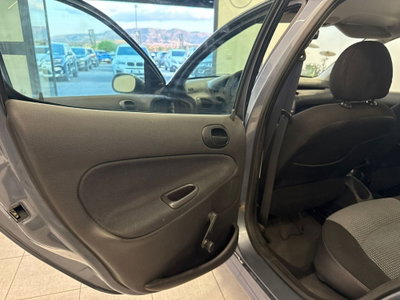 Peugeot 206 HDi 5p. Sweet Years (9)