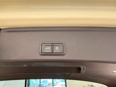 Audi A4 Allroad Allroad 40 2.0 tdi mhev Identity Contrast quattro 204cv s-tronic (7)