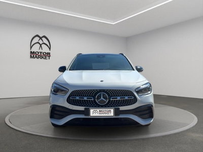 Mercedes-Benz GLA SUV 200 d Automatic 4Matic Premium (2)
