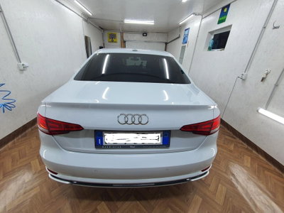 Audi A4 2.0 TDI 150 CV ultra S tronic Sport (2)