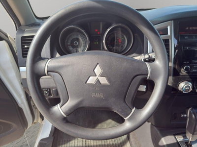 Mitsubishi Pajero 3.2 DI-D 16V aut. 5p. Intense DPF (10)