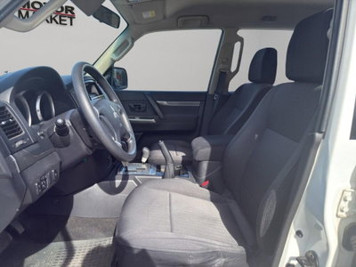 Mitsubishi Pajero 3.2 DI-D 16V aut. 5p. Intense DPF (13)