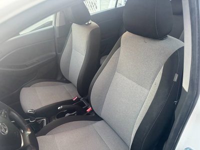 Hyundai i20 1.4 CRDi 5p. Active Login (16)