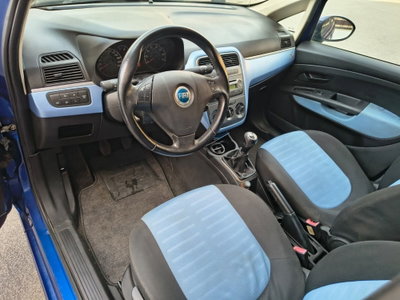 Fiat Grande Punto 1.3 MJT 75 CV 5 porte Dynamic (10)