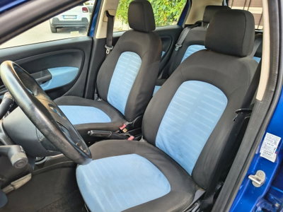 Fiat Grande Punto 1.3 MJT 75 CV 5 porte Dynamic (13)