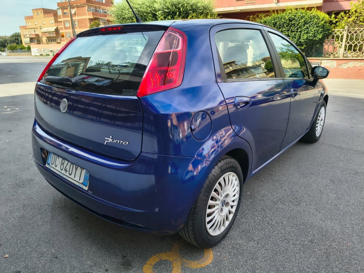 Fiat Grande Punto 1.3 MJT 75 CV 5 porte Dynamic (7)