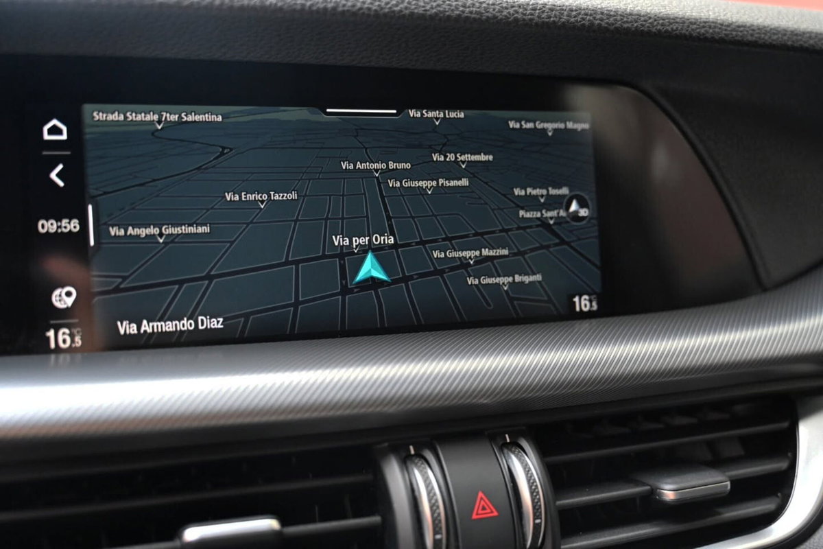 Alfa Romeo Stelvio Stelvio 2.2 Turbodiesel 210 CV AT8 Q4 Veloce (9)