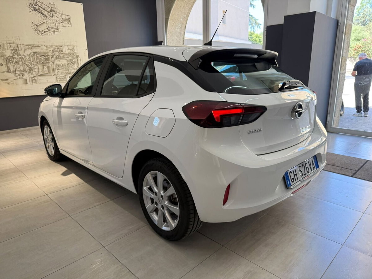 Opel Corsa 1.5 D 100 CV Edition (6)