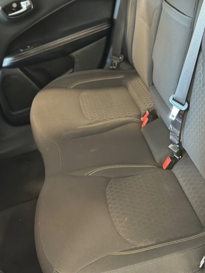 Jeep Compass 1.6 Multijet II 2WD Business (9)