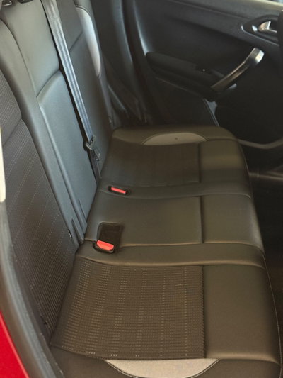 Peugeot 2008 120 S&S Allure (10)