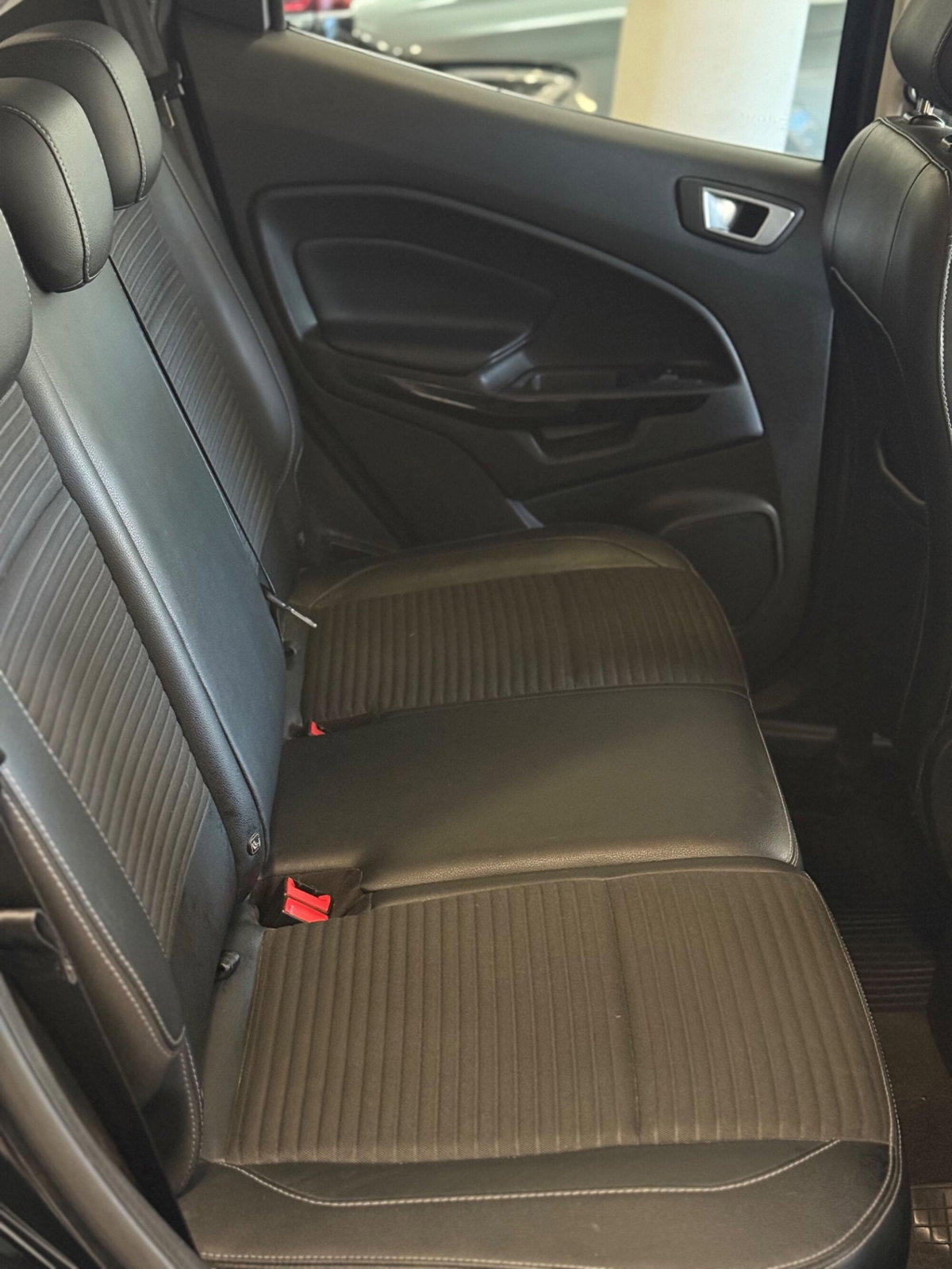 Ford EcoSport 1.5 TDCi 100 CV Start&Stop Titanium (10)