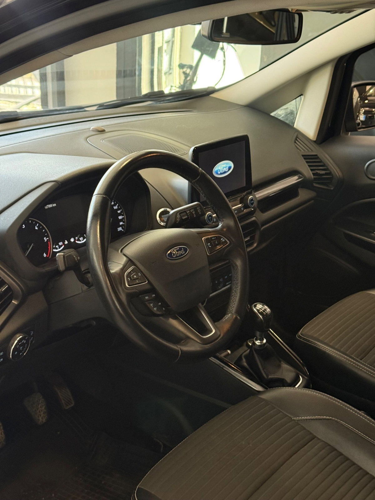 Ford EcoSport 1.5 TDCi 100 CV Start&Stop Titanium (7)