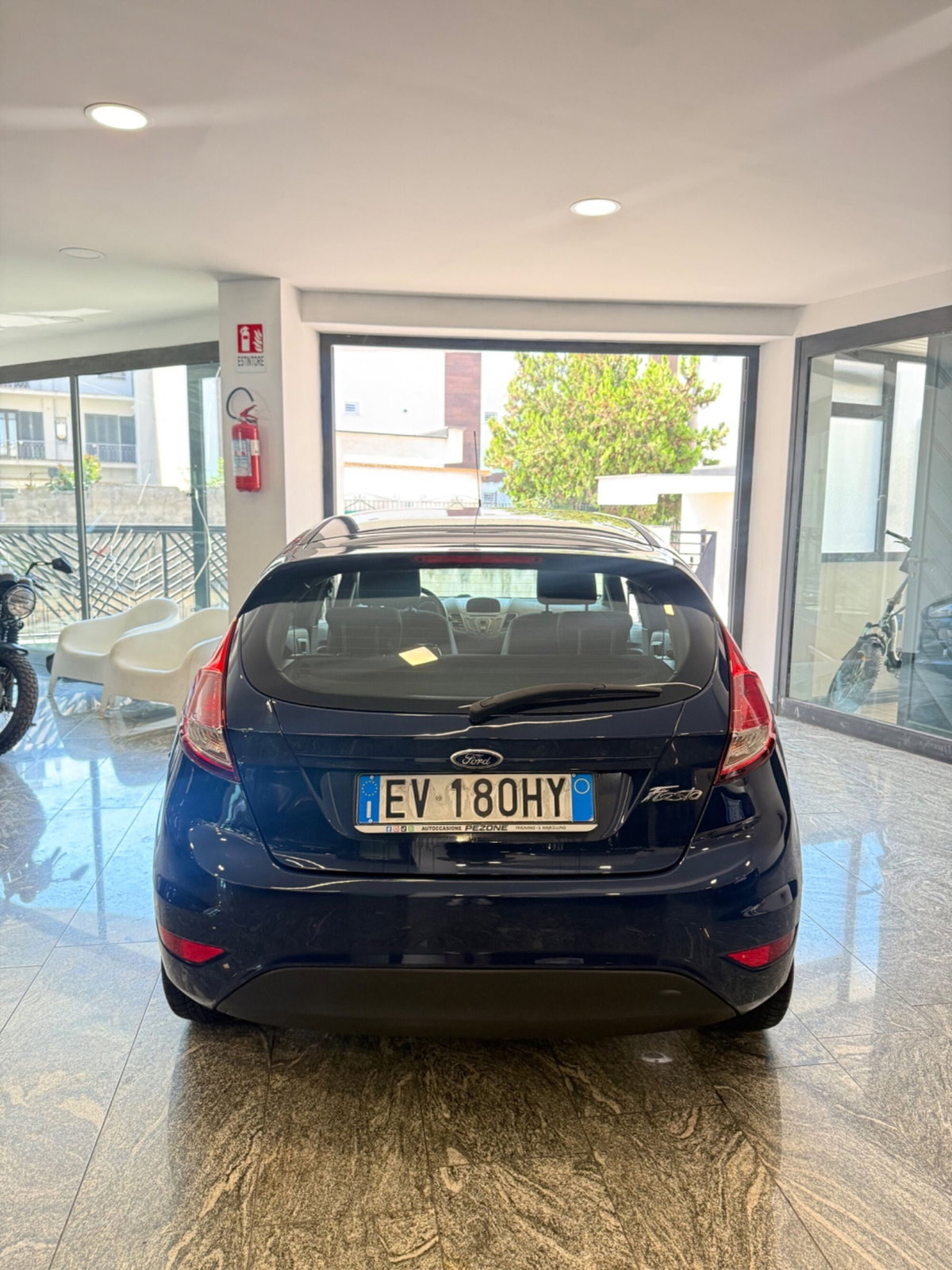 Ford Fiesta 1.5 TDCi 75CV 5 porte Titanium (4)