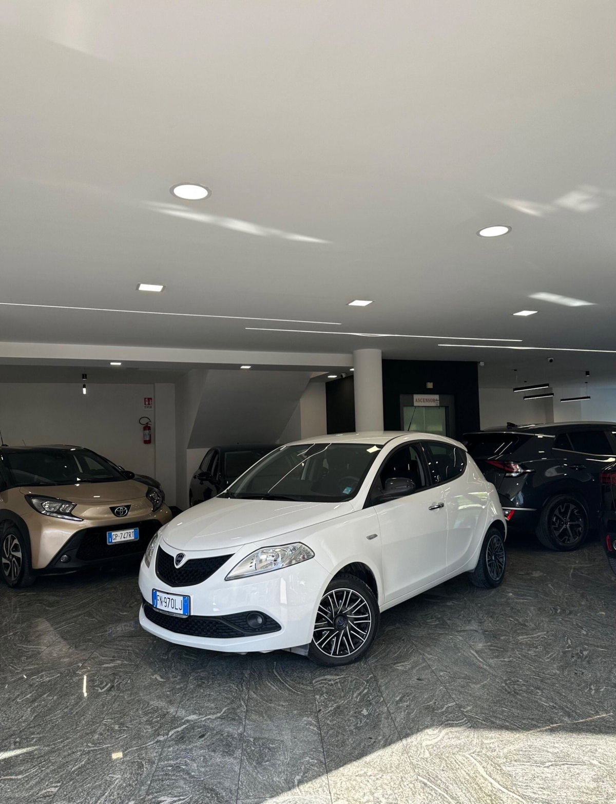 Lancia Ypsilon 1.2 69 CV 5 porte GPL Ecochic Gold