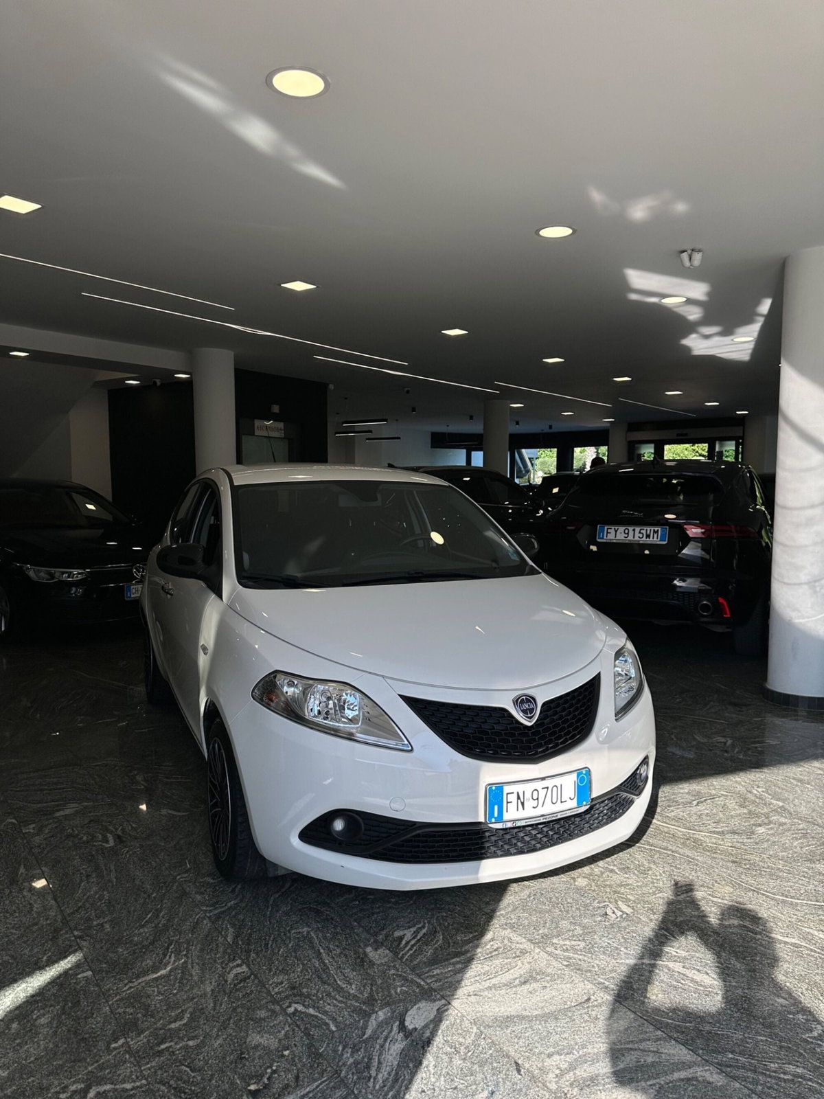 Lancia Ypsilon 1.2 69 CV 5 porte GPL Ecochic Gold (3)