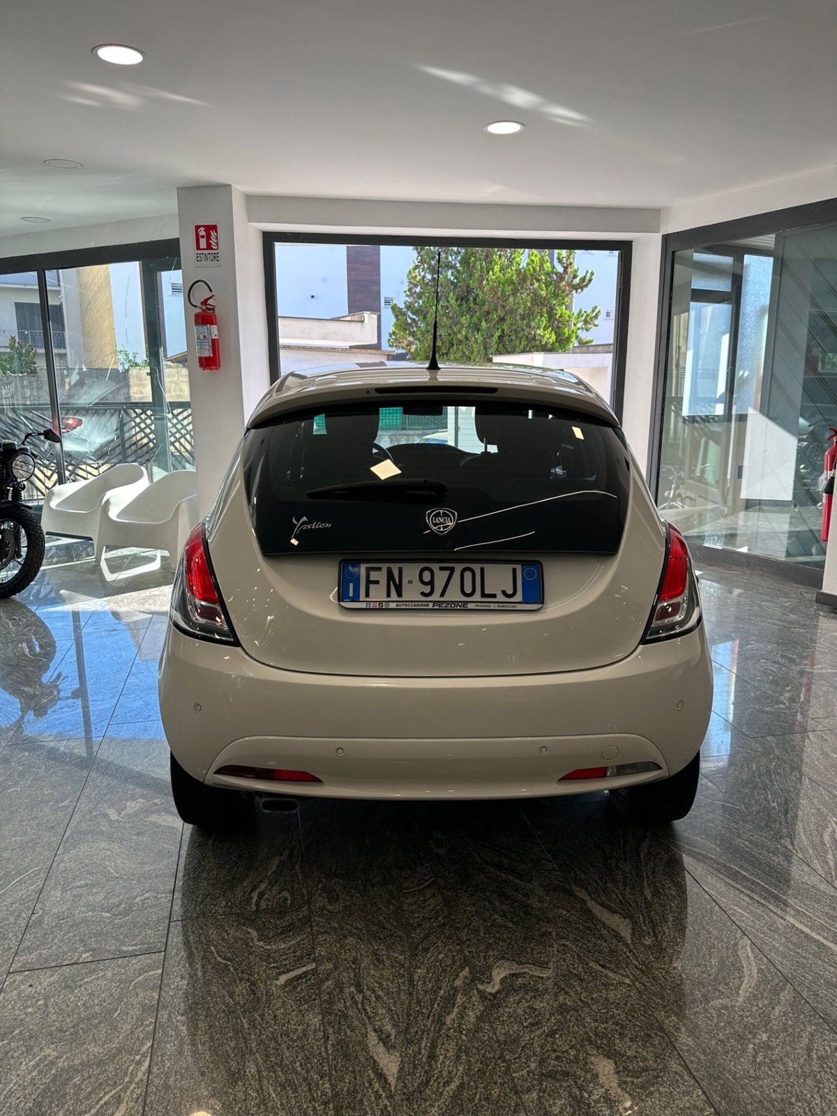Lancia Ypsilon 1.2 69 CV 5 porte GPL Ecochic Gold (5)