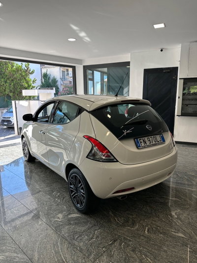 Lancia Ypsilon 1.2 69 CV 5 porte GPL Ecochic Gold (6)