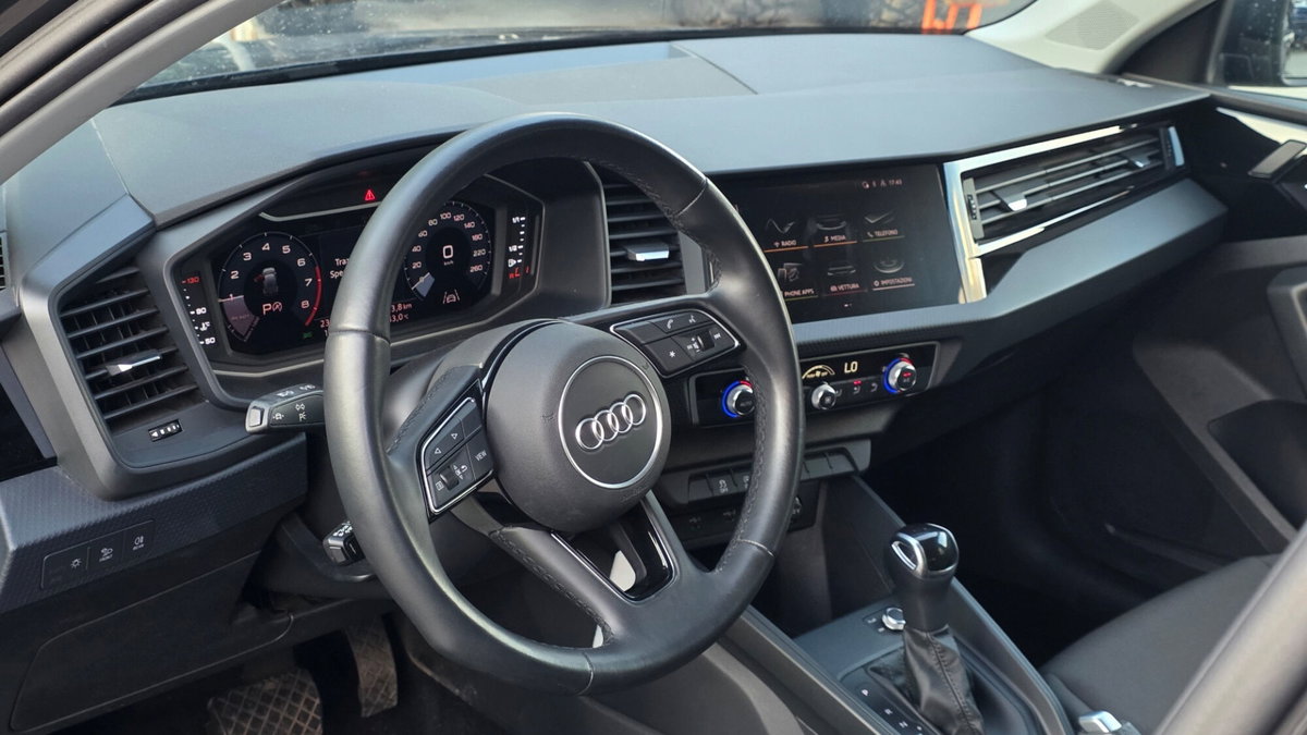 Audi A1 Sportback 30 TFSI S tronic Admired (9)