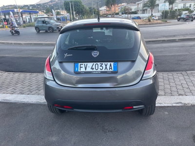 Lancia Ypsilon 1.2 69 CV 5 porte Platinum (7)