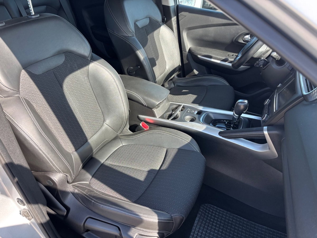 Renault Kadjar 8V 110CV EDC Energy Hypnotic2 (13)