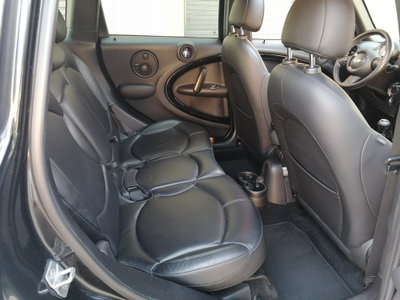 MINI Mini Countryman 1.6 Cooper D Countryman (12)