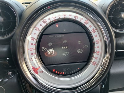 MINI Mini Countryman 1.6 Cooper D Countryman (14)
