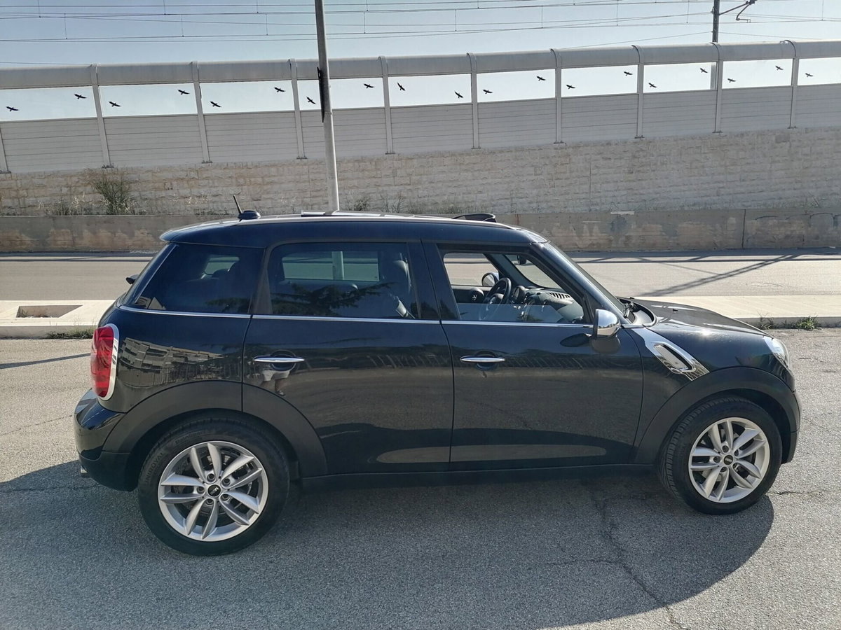 MINI Mini Countryman 1.6 Cooper D Countryman (4)