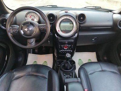 MINI Mini Countryman 1.6 Cooper D Countryman (9)