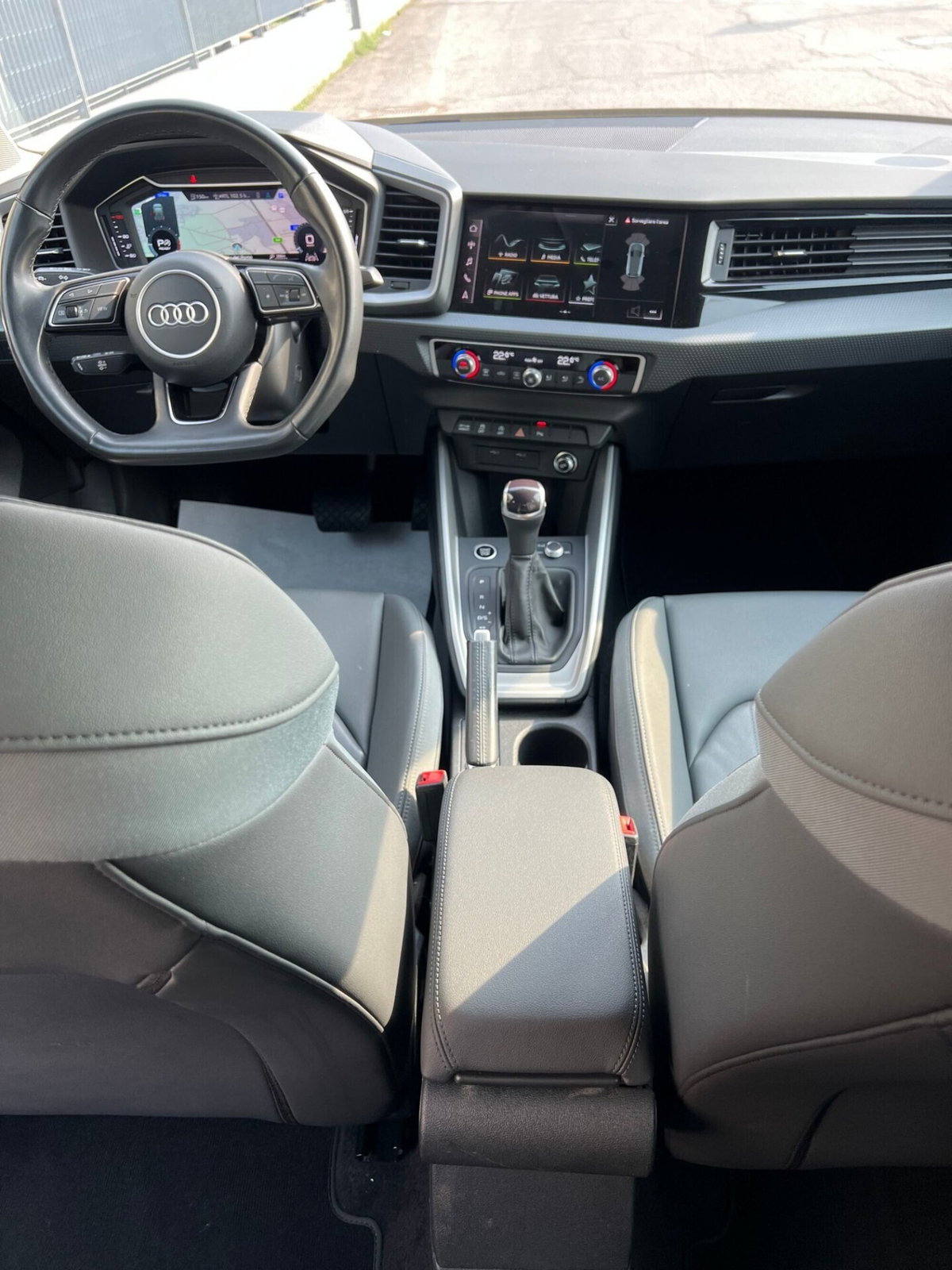 Audi A1 allstreet allstreet 30 TFSI S tronic Identity Contrast (14)