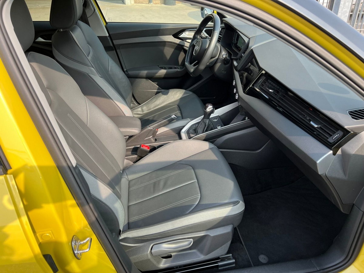 Audi A1 allstreet allstreet 30 TFSI S tronic Identity Contrast (16)