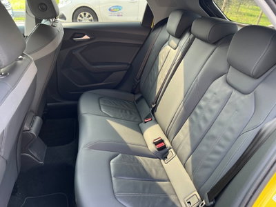 Audi A1 allstreet allstreet 30 TFSI S tronic Identity Contrast (18)