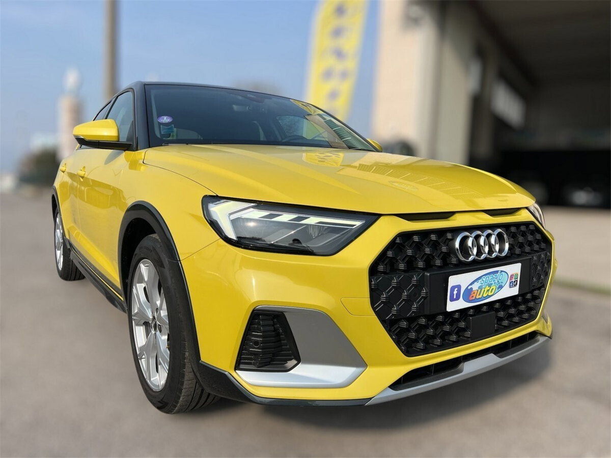 Audi A1 allstreet allstreet 30 TFSI S tronic Identity Contrast (4)