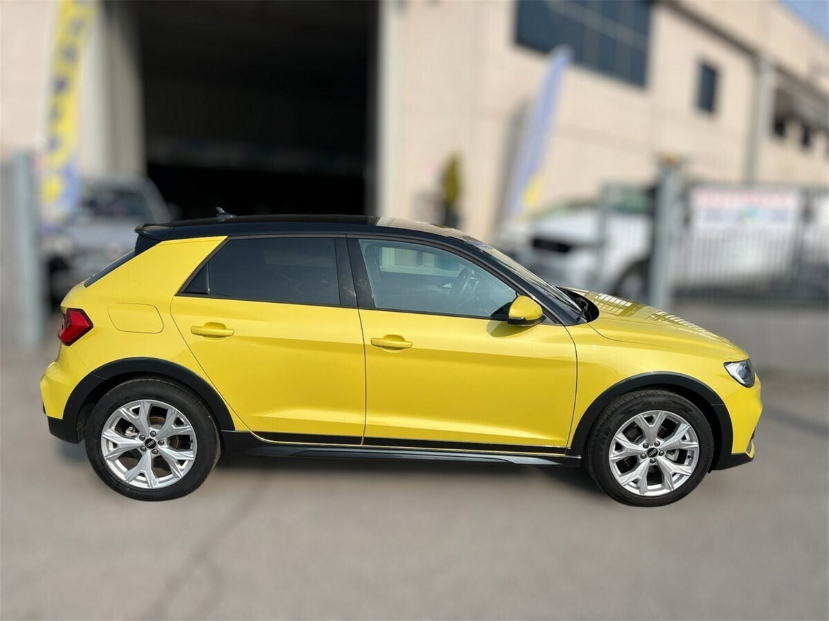 Audi A1 allstreet allstreet 30 TFSI S tronic Identity Contrast (8)