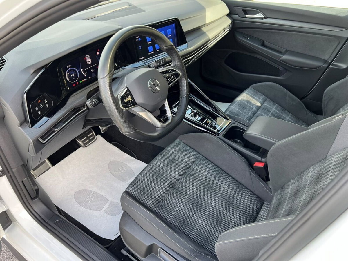 Volkswagen Golf 2.0 TDI GTD DSG (16)